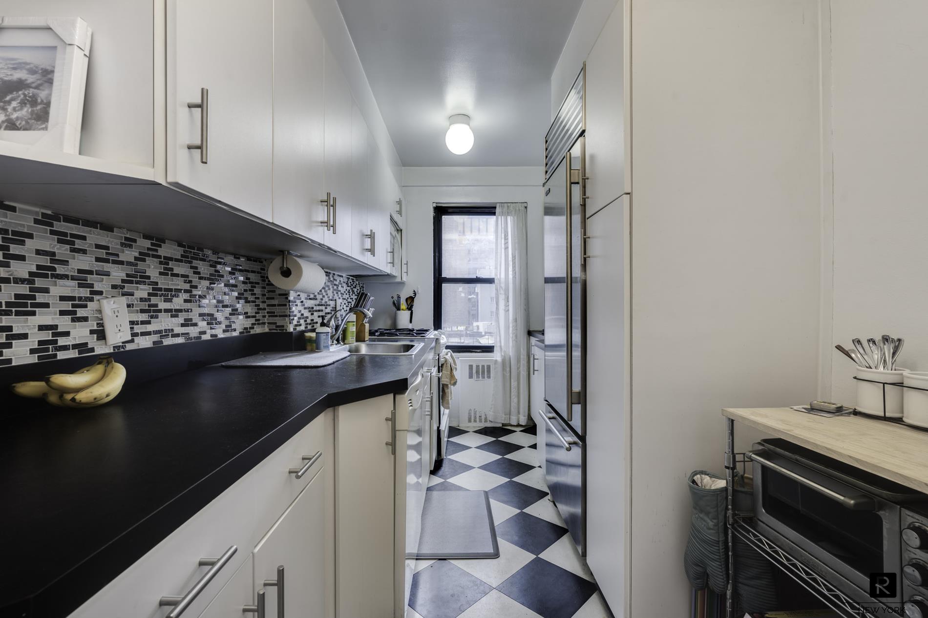 140 East 56th Street Midtown East New York NY 10022