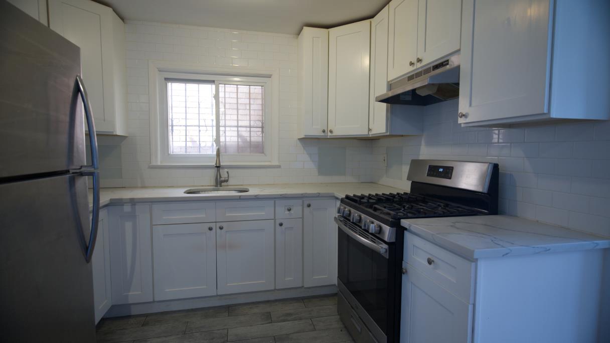 106 East 45th Street, #2