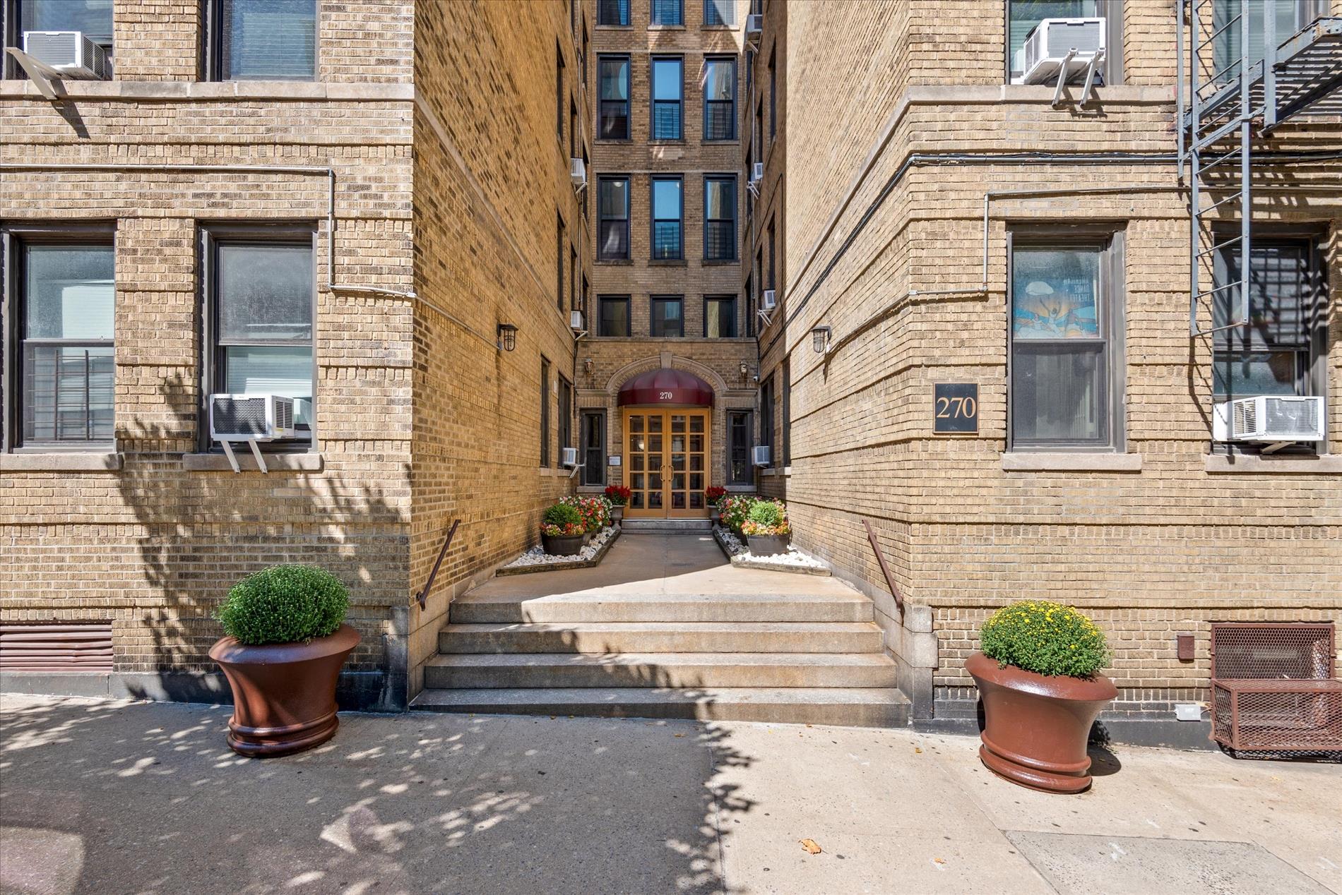 270 Seaman Avenue Inwood New York NY 10034