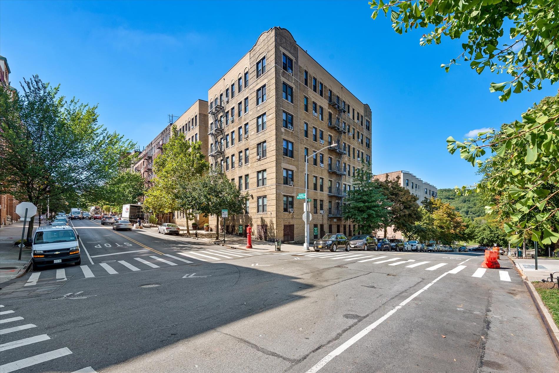 270 Seaman Avenue Inwood New York NY 10034