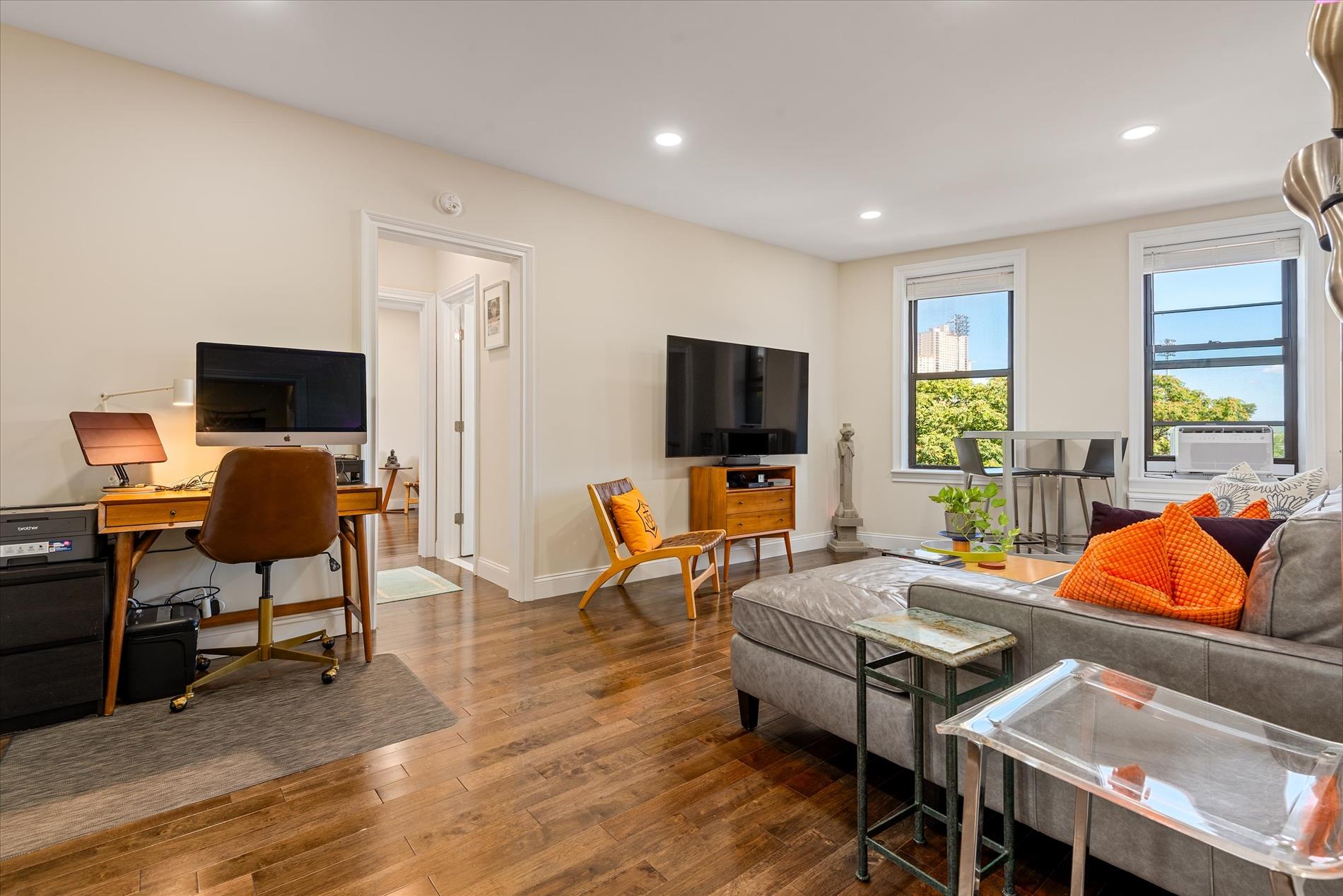270 Seaman Avenue Inwood New York NY 10034
