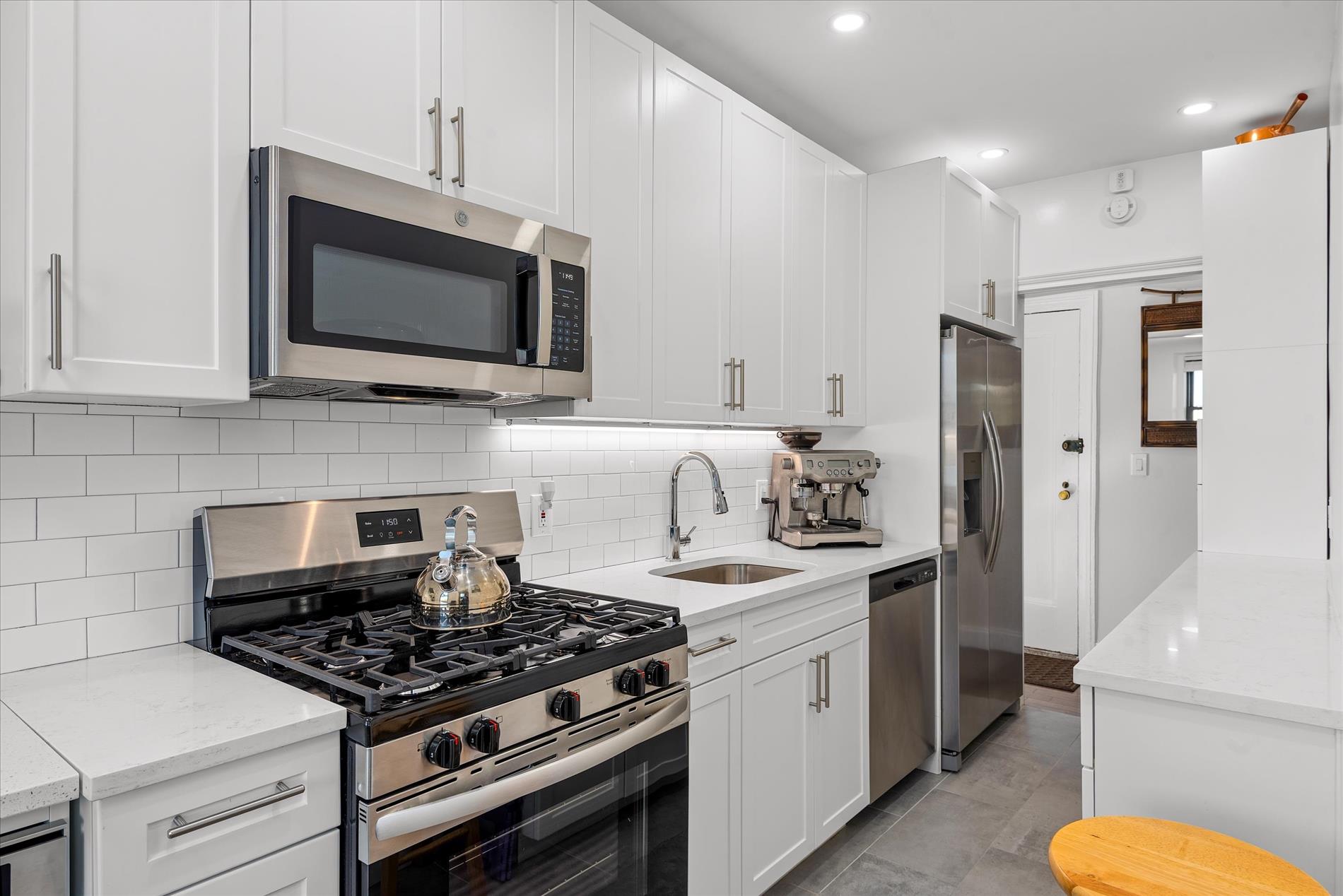 270 Seaman Avenue Inwood New York NY 10034