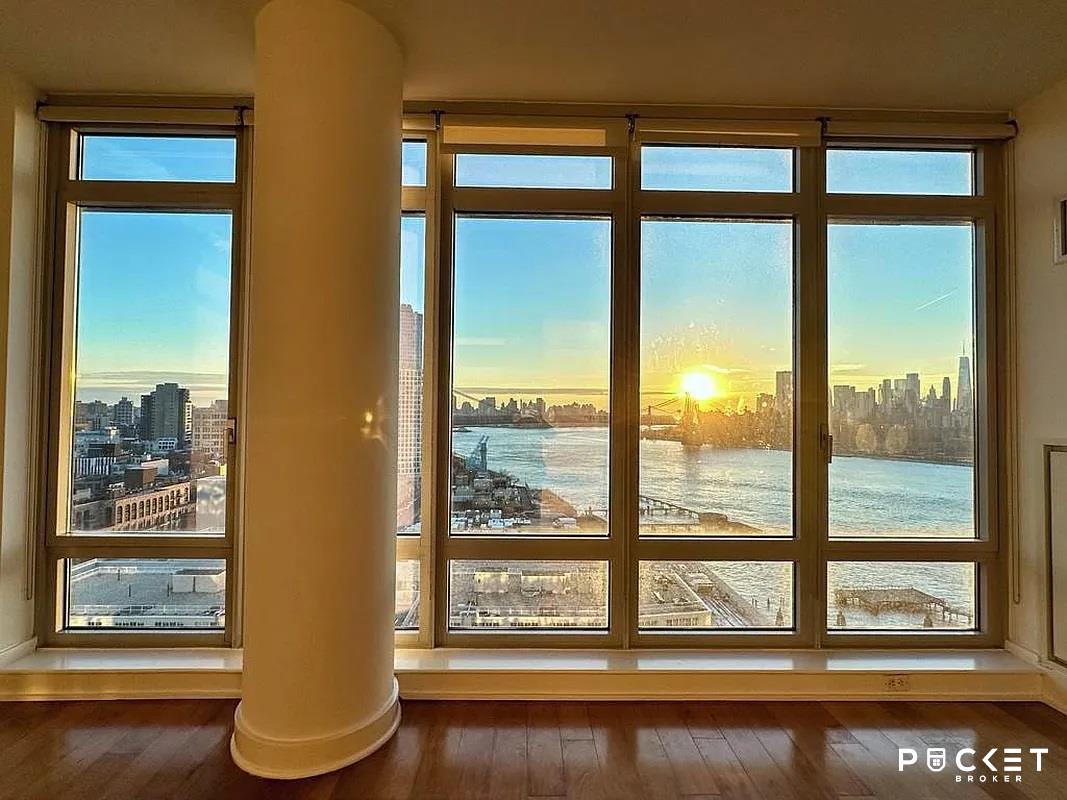 2 Northside Piers 20-d, #20D