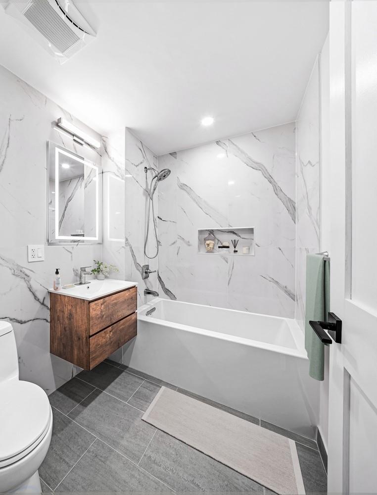 7616 Bay Parkway, #3B