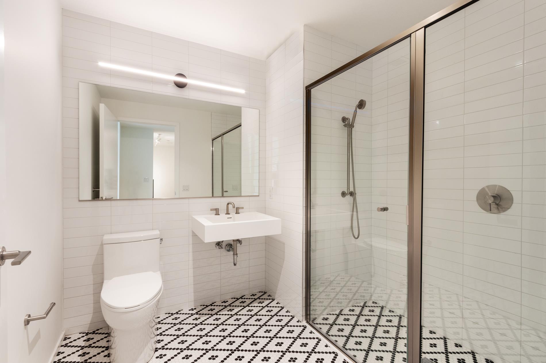955 Sterling Place, #521