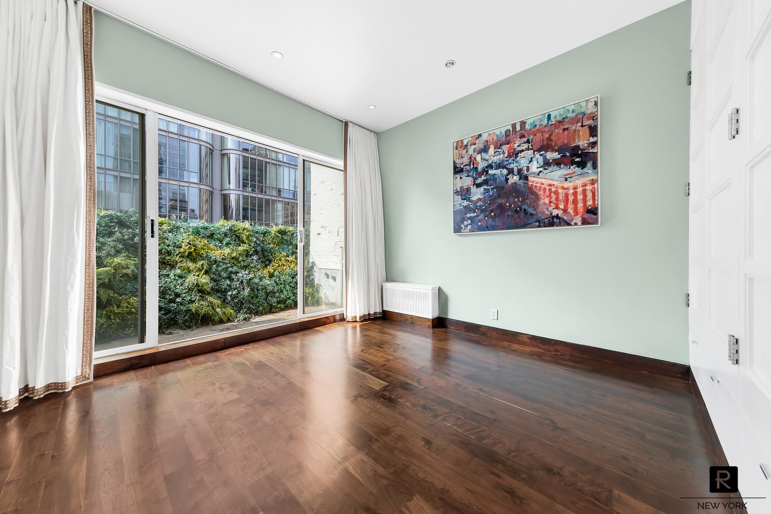 554 Broome Street Soho New York NY 10013