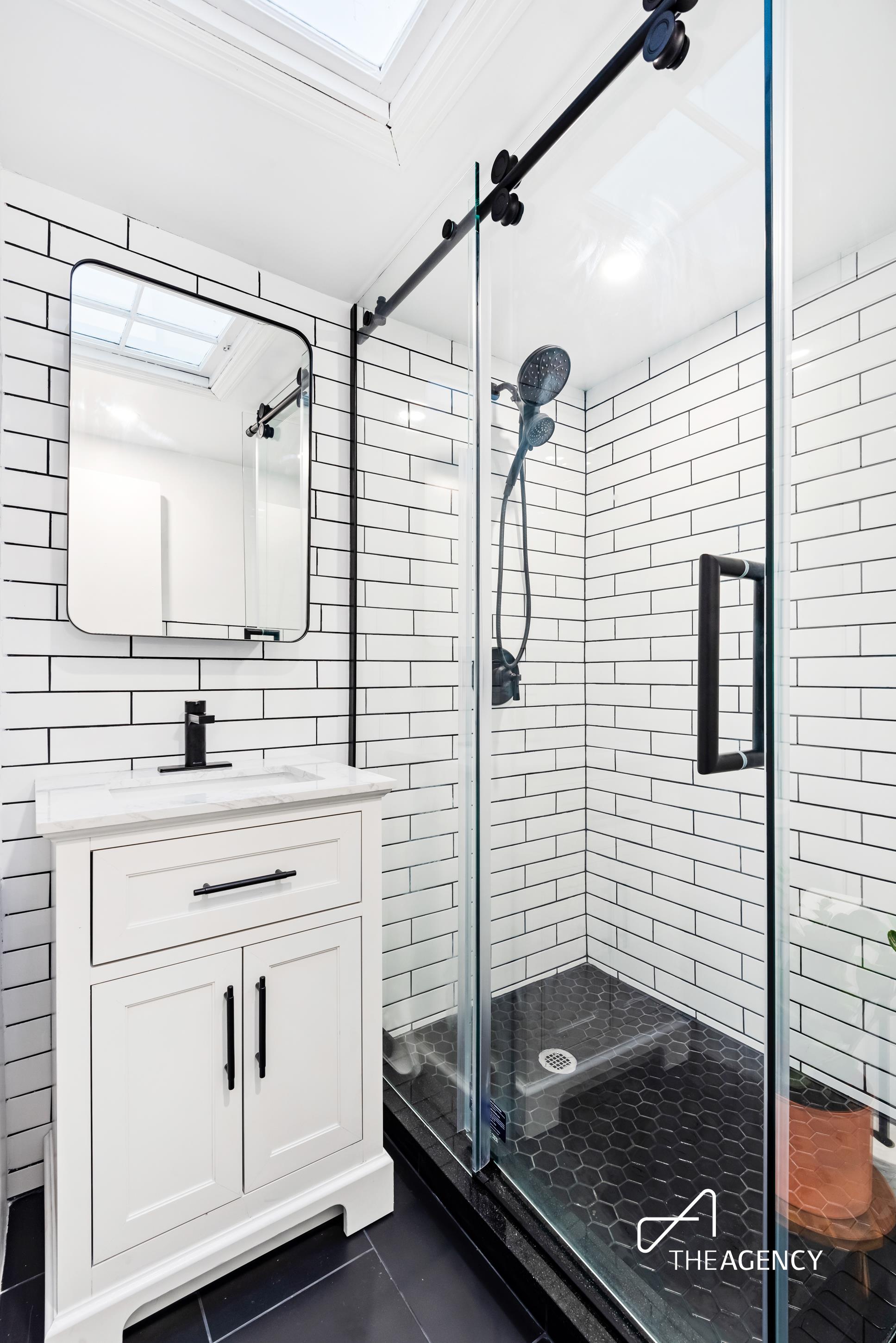 424 Quincy Street, #3