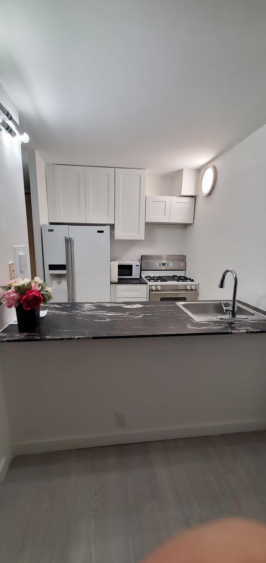 415 East 37th Street, #24B