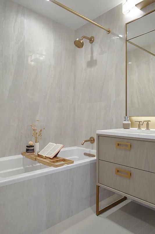 3 Court Square 801 Long Island City Queens NY 11101