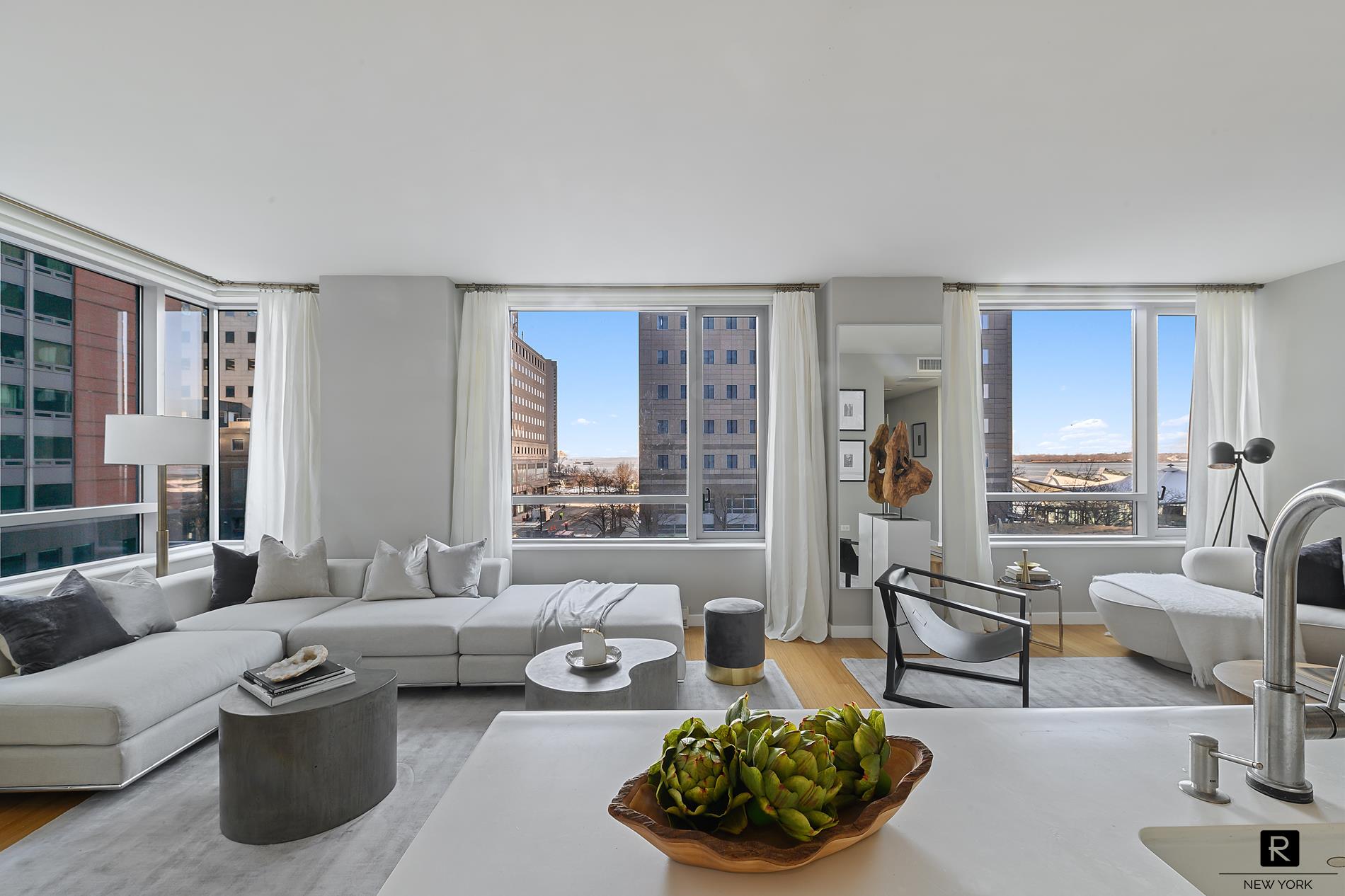 2 River Terrace, #8D
