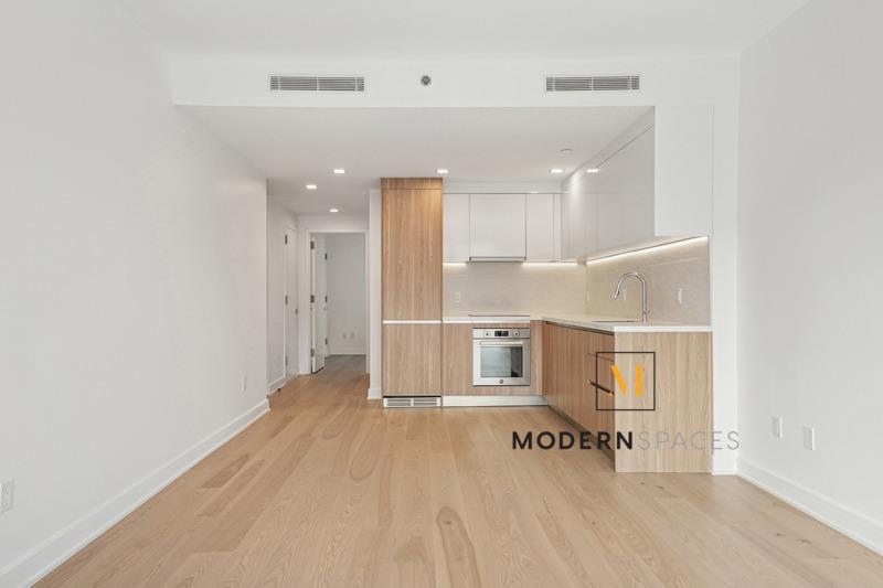 27-09 40th Avenue, #3J