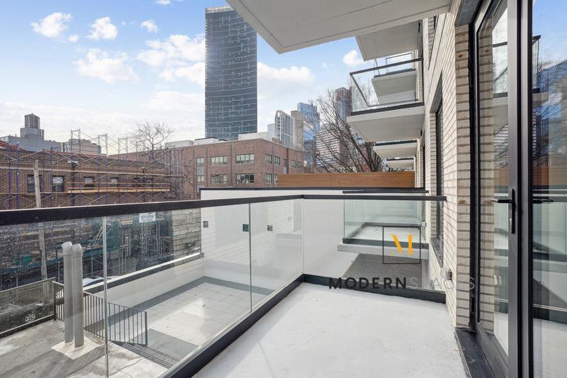27-09 40th Avenue, #3J