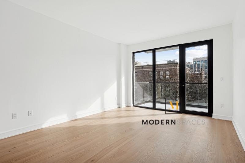 27-09 40th Avenue, #3J
