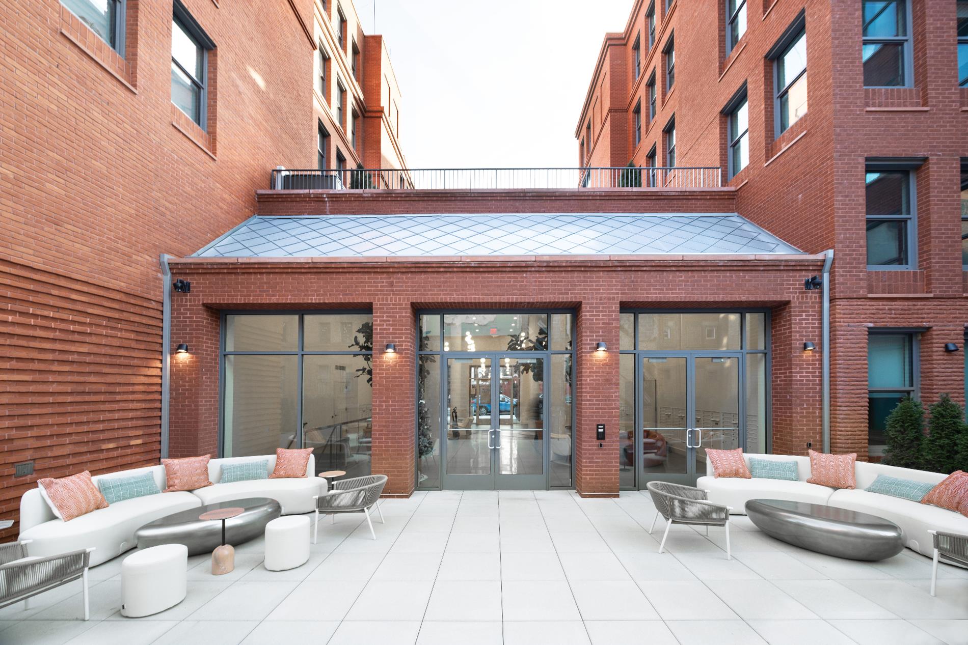 955 Sterling Place, #521
