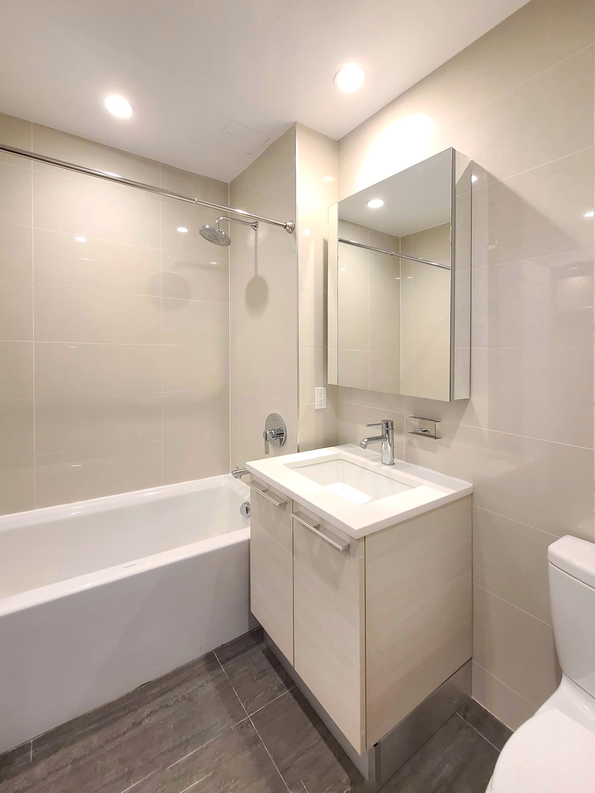 30-40 21st Street, #606
