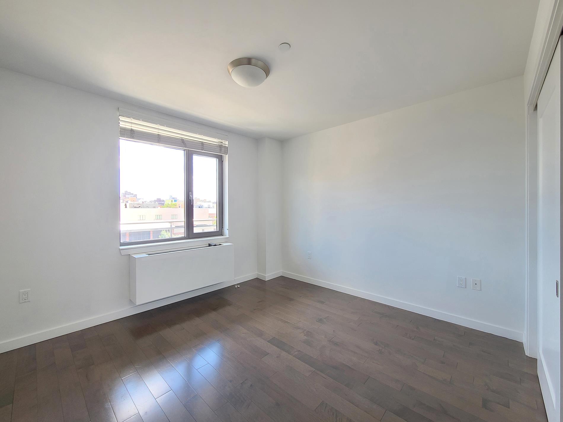 30-40 21st Street, #606