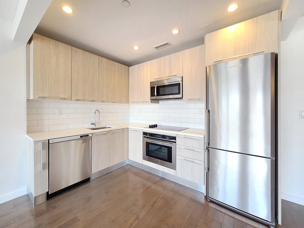 30-40 21st Street, #606
