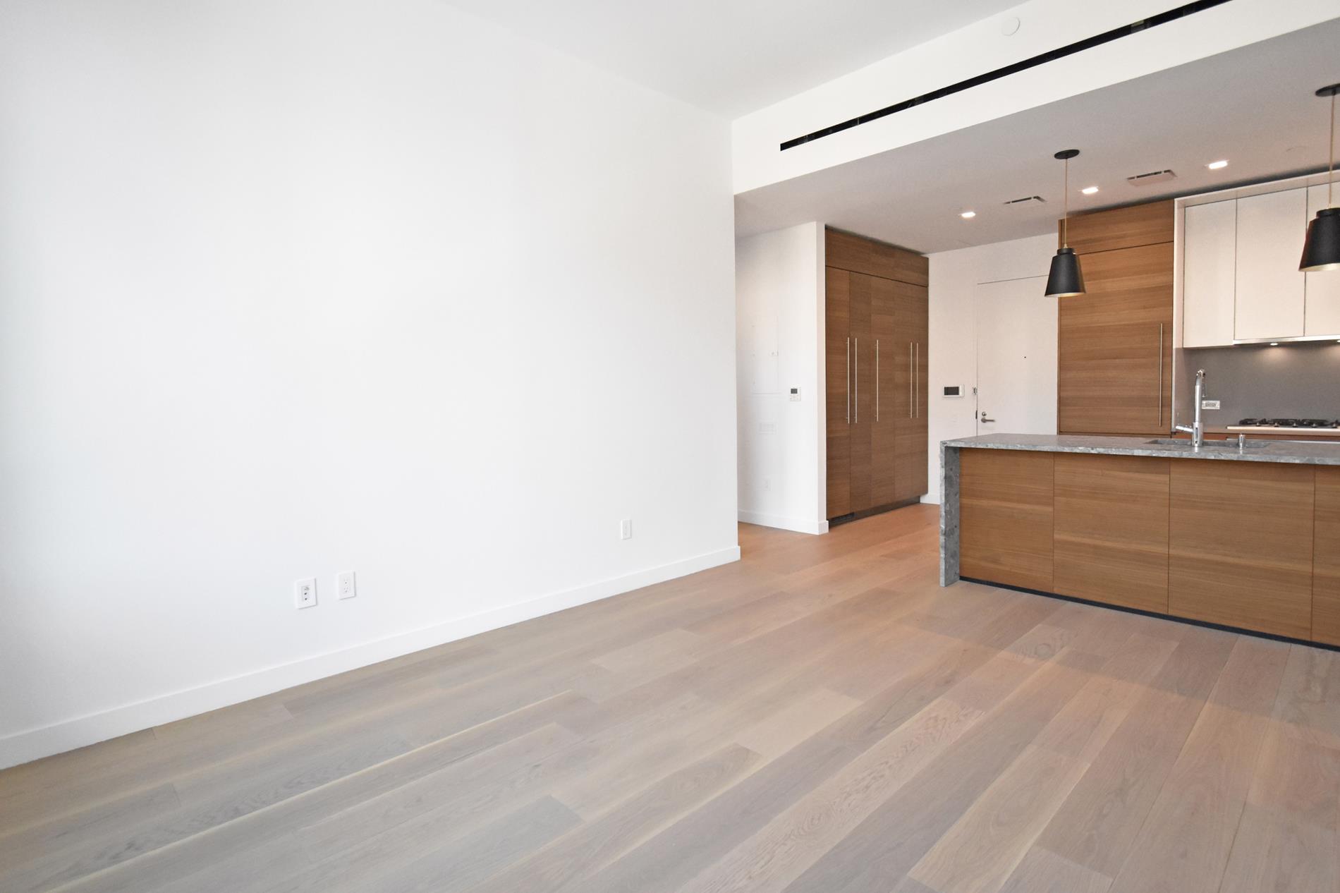 21-21 31st Street, #4K