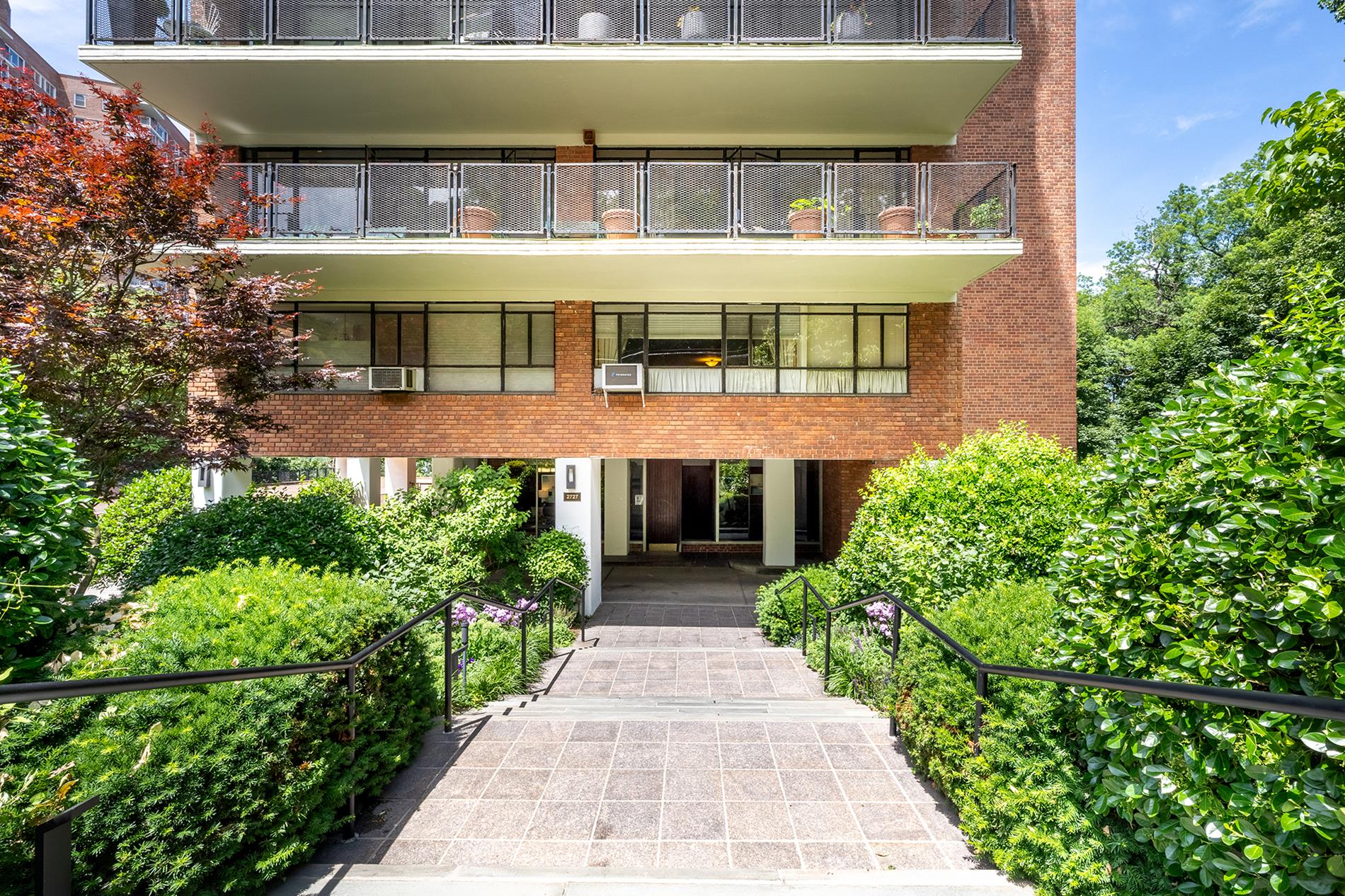 2727 Palisade Avenue 9-B Spuyten Duyvil Bronx NY 10463