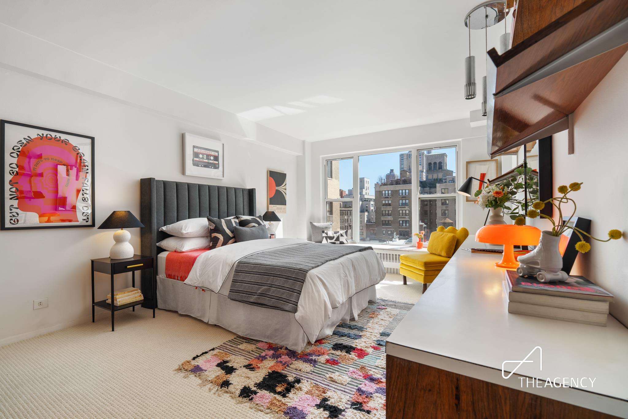 1050 5th Avenue, #17D