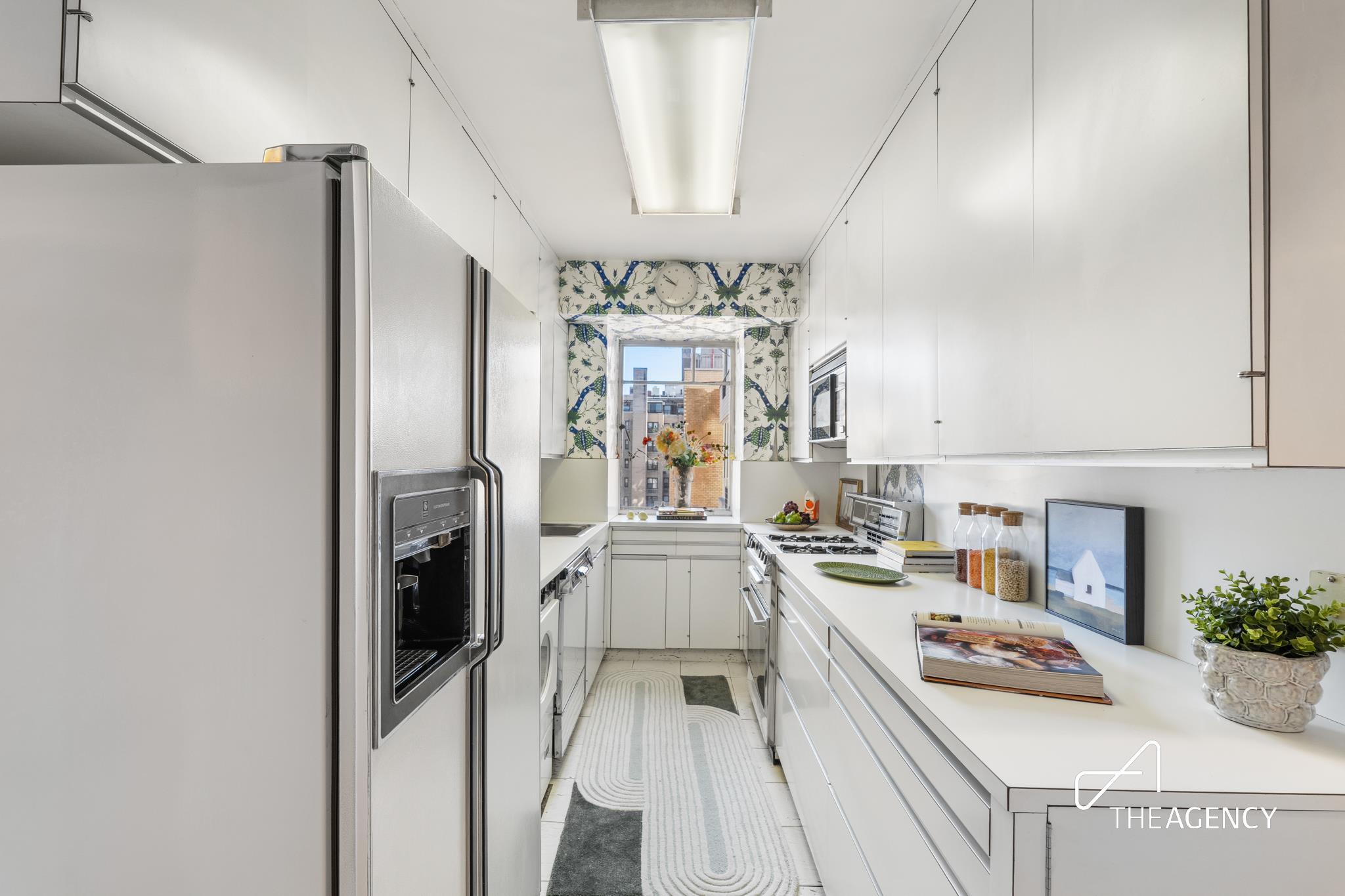 1050 5th Avenue, #17D