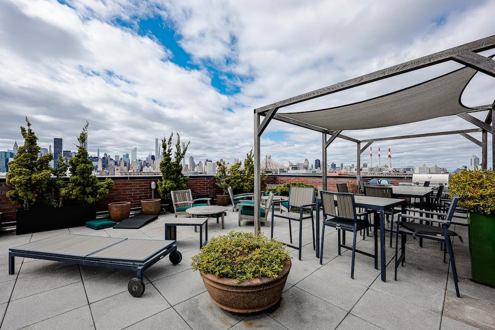 21-45 44th Drive Long Island City Queens NY 11101