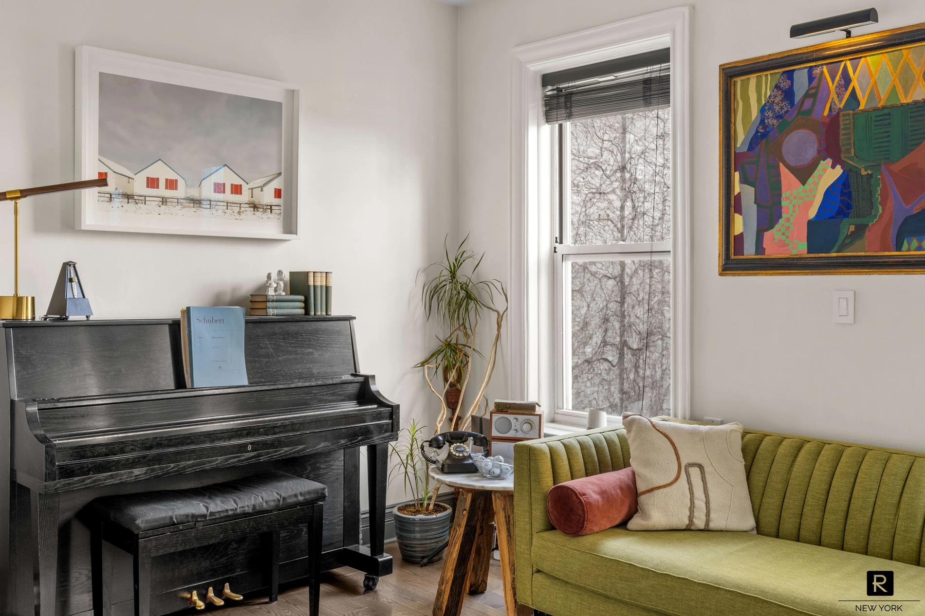 261 West 22nd Street Chelsea New York NY 10011