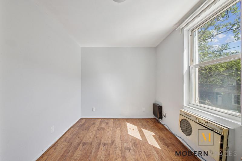 5-27 50th Avenue 2-F Long Island City Queens NY 11101