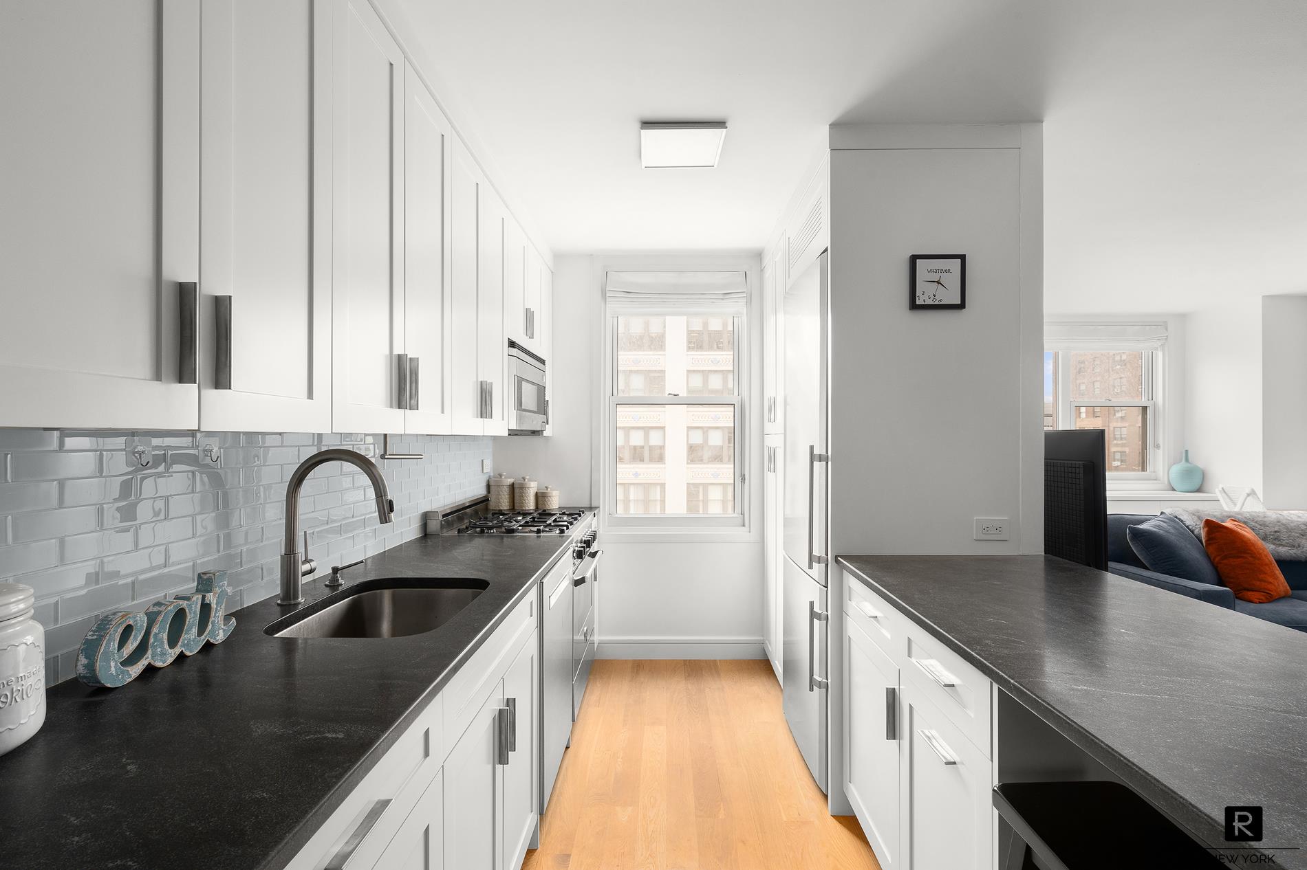 77 Seventh Avenue Chelsea New York NY 10011