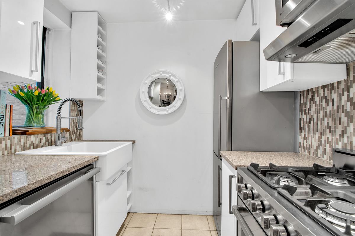 222 East 35th Street 1-E Murray Hill New York NY 10016