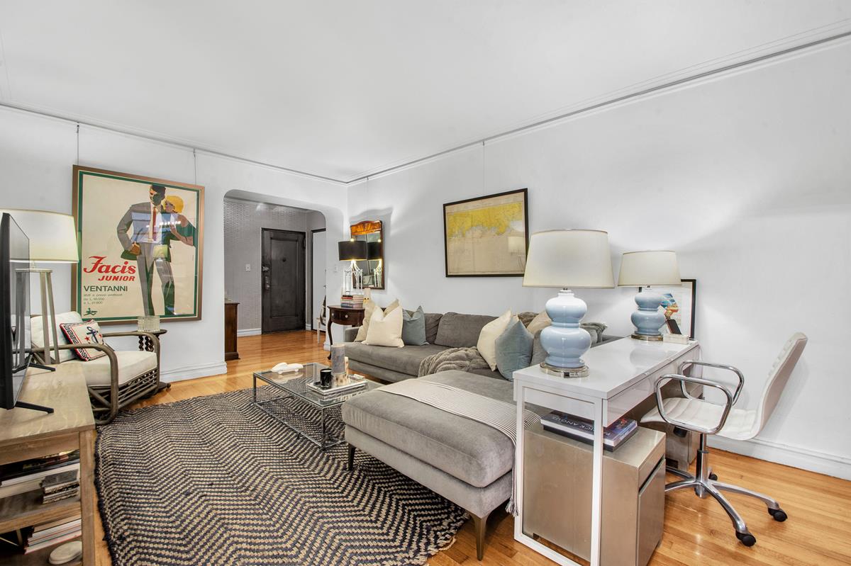 222 East 35th Street 1-E Murray Hill New York NY 10016
