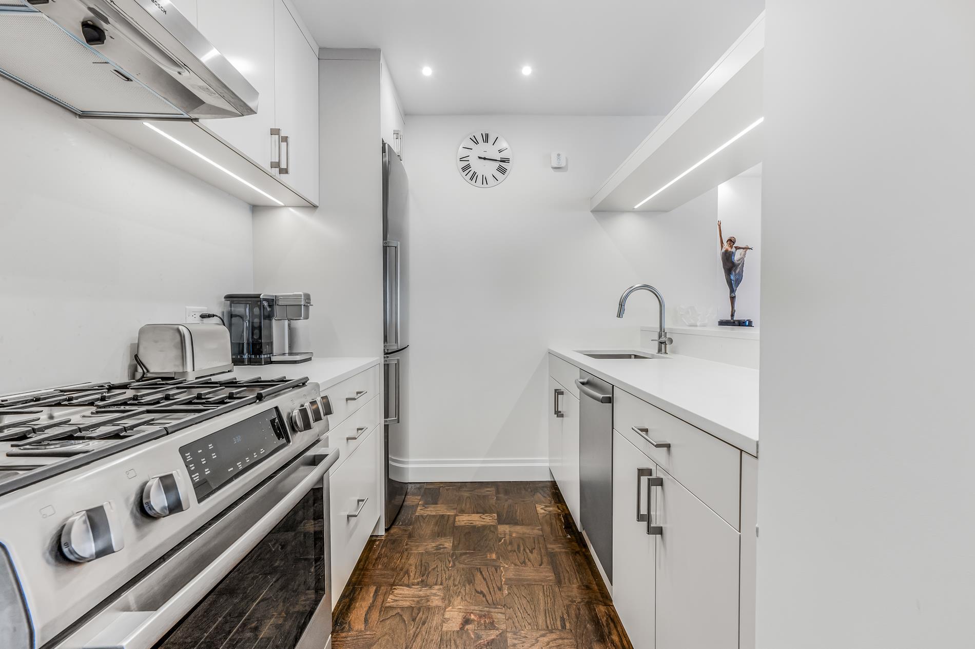 415 East 37th Street 9-L Murray Hill New York NY 10016