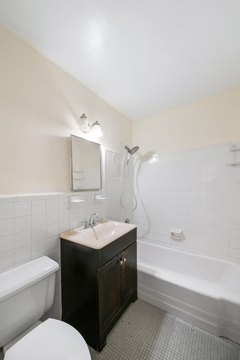 2475 West 16th Street 18G Gravesend Brooklyn NY 11214