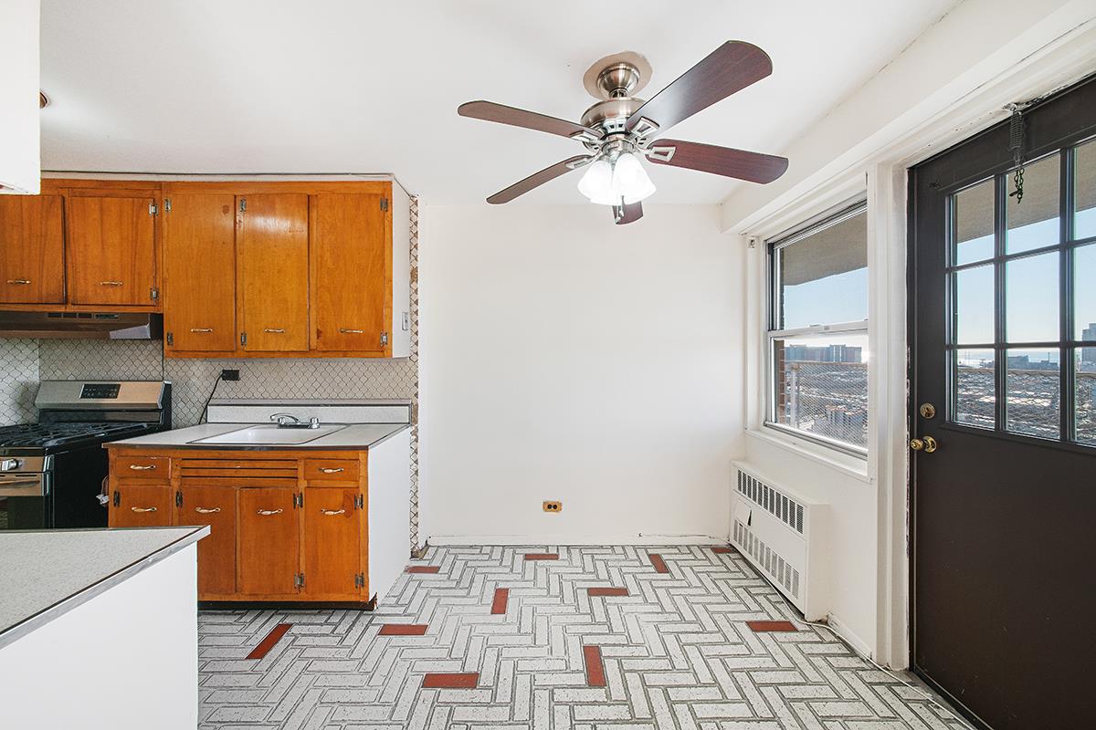 2475 West 16th Street 18G Gravesend Brooklyn NY 11214