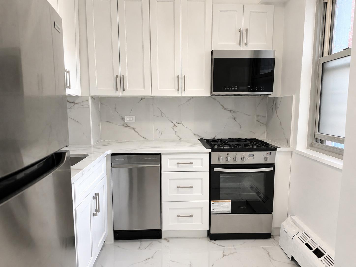 61-15 97th Street 8-D Forest Hills Queens NY 11374
