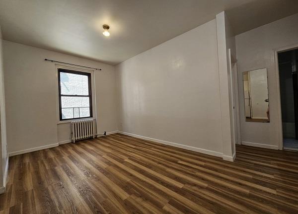 21-48 35th Street 2A Steinway-Ditmars Queens NY 11105