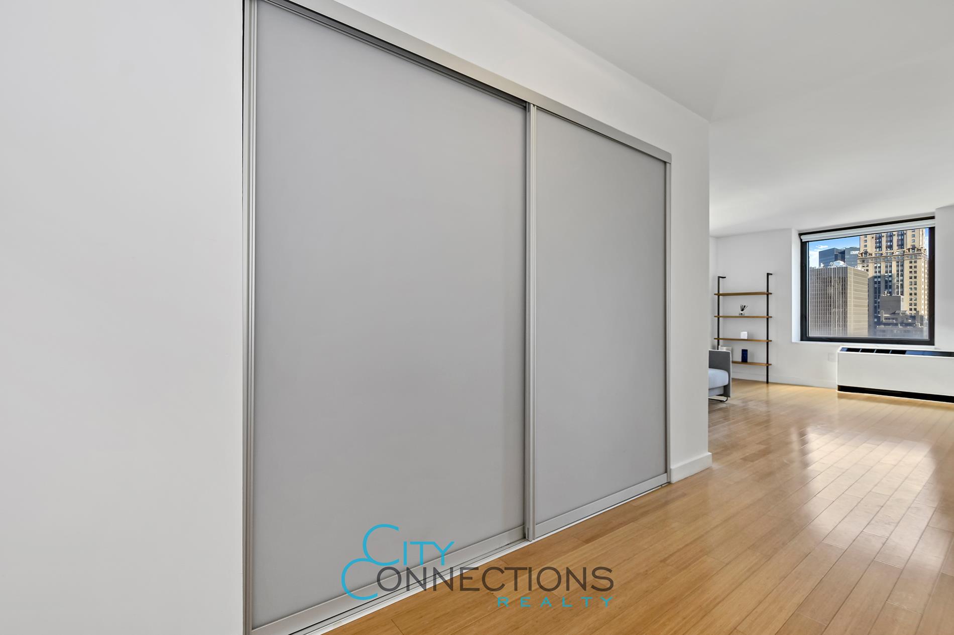 100 West 39th Street Midtown West New York NY 10018