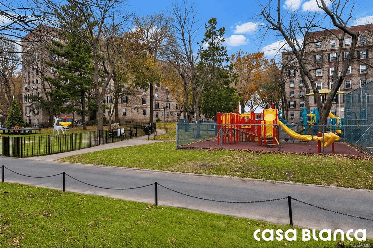 55-23 31st Avenue 4-H Woodside Queens NY 11377