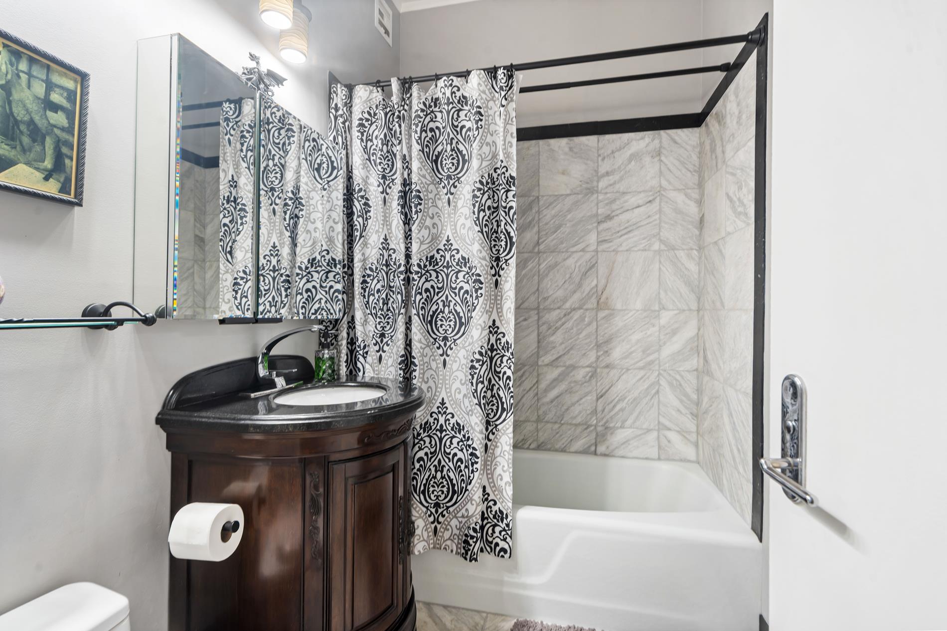 200 East 32nd Street 32-A Kips Bay New York NY 10016