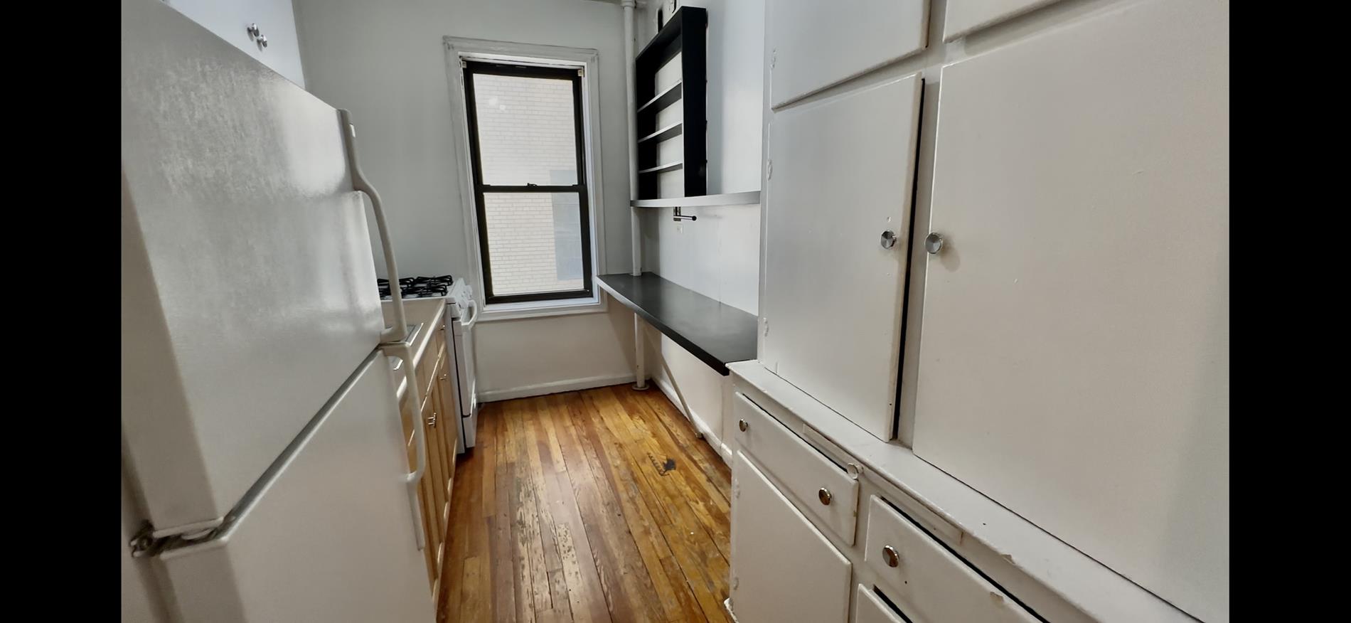 687 West 204th Street 1-E Inwood New York NY 10034