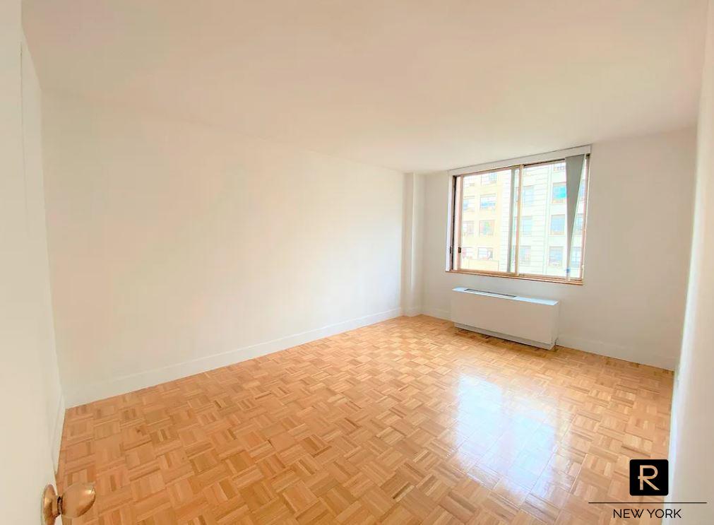 350 West 50th Street Midtown West New York NY 10019