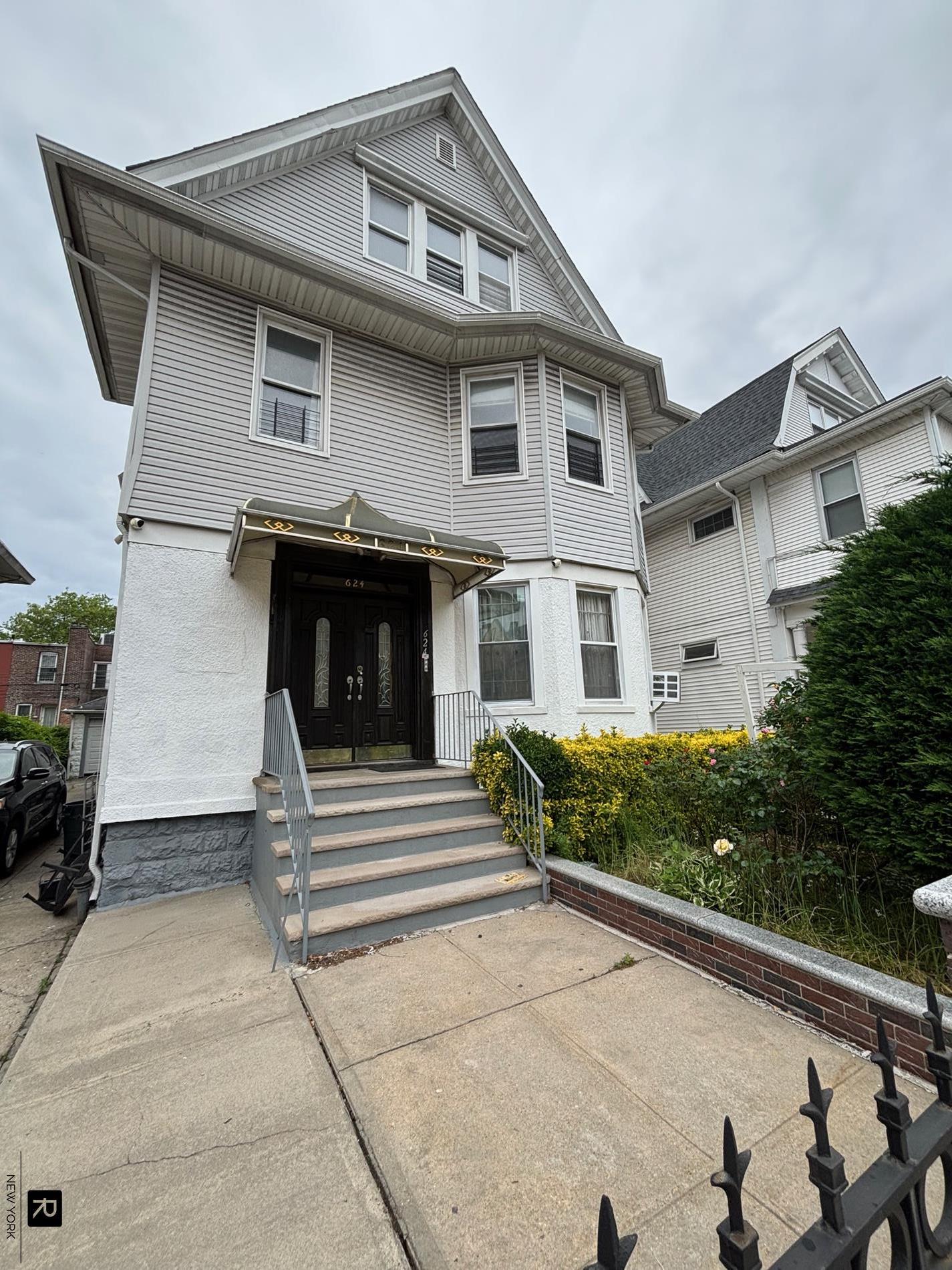 624 East 26th Street Flatbush Brooklyn NY 11210