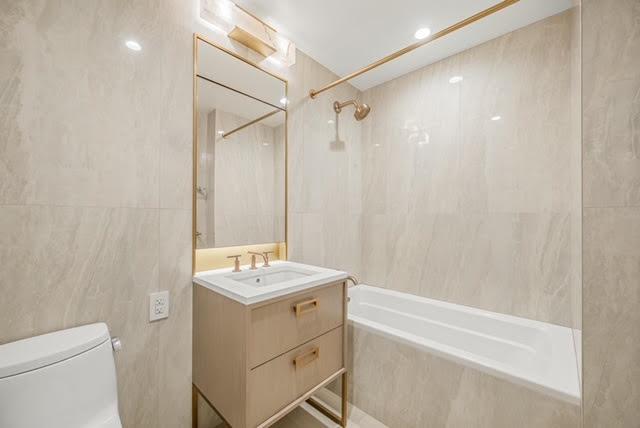 3 Court Square 1904 Long Island City Queens NY 11101