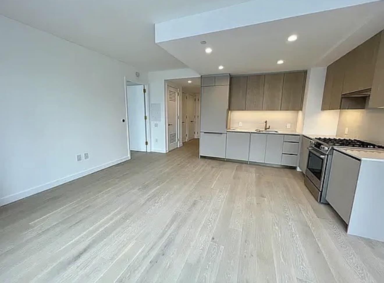 3 Court Square 1904 Long Island City Queens NY 11101