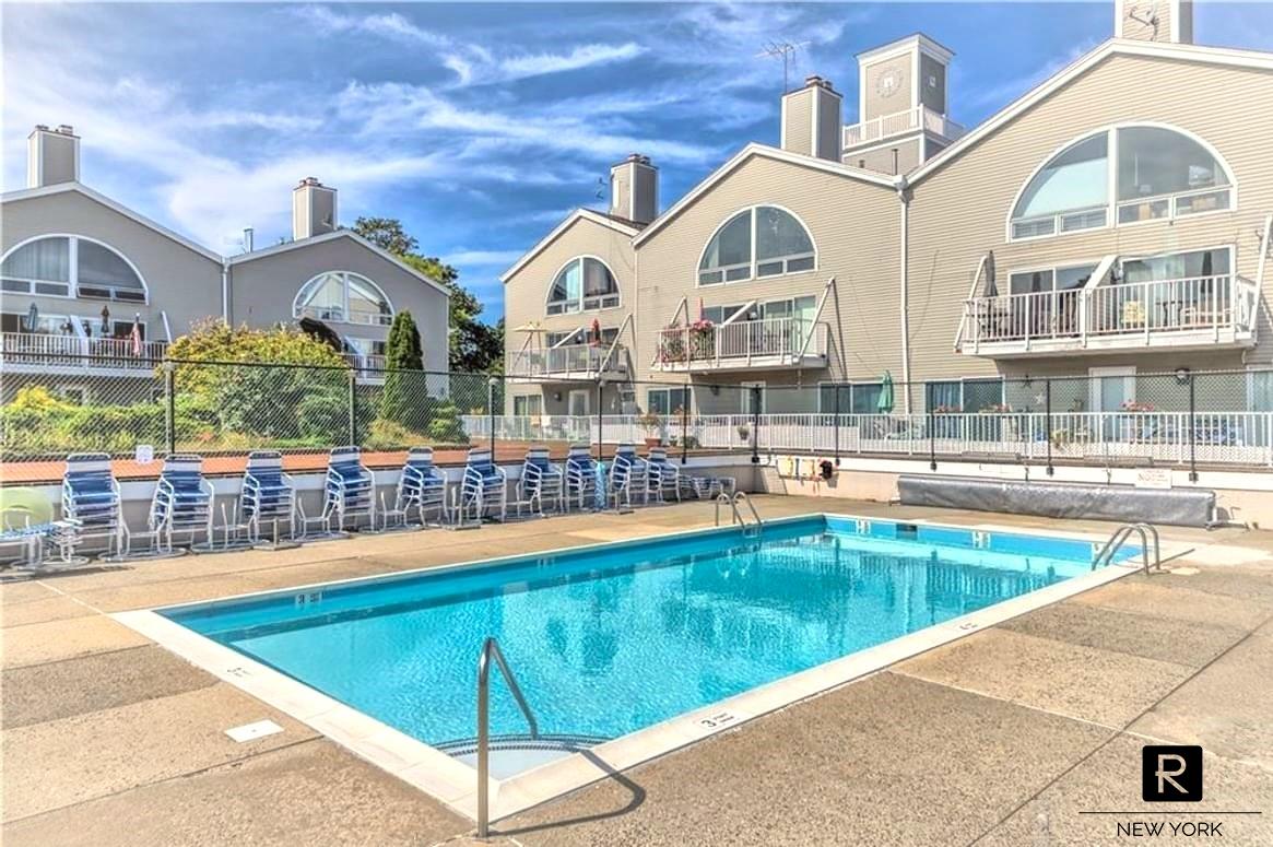 8 Deep Water Way City Island Bronx NY 10464