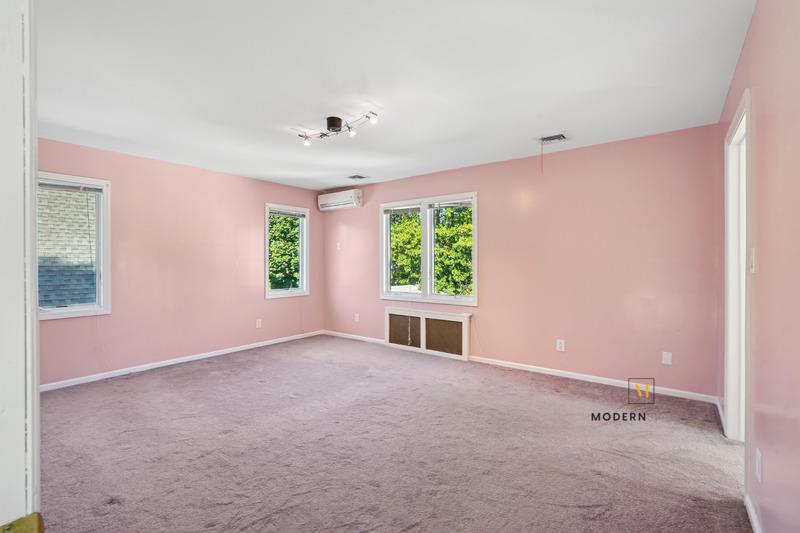 80-15 260th Street 1 Glen Oaks Queens NY 11004