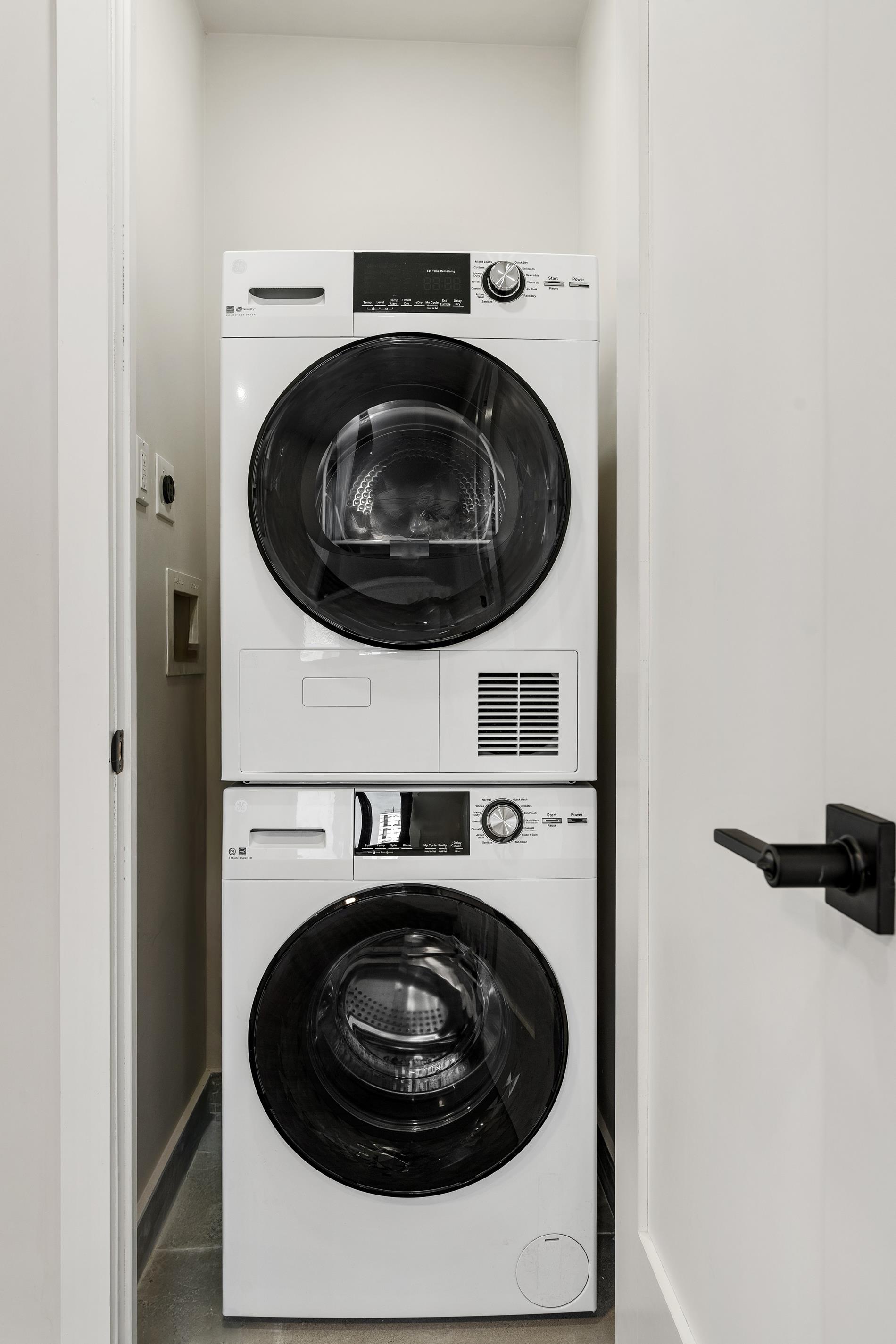 1546 Broadway 5-B Bushwick Brooklyn NY 11221