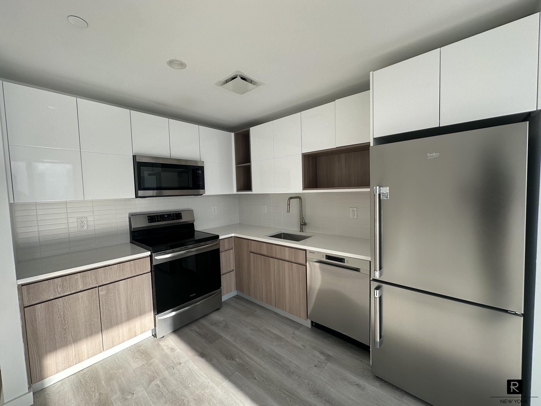 77 Commercial Street Greenpoint Brooklyn NY 11222