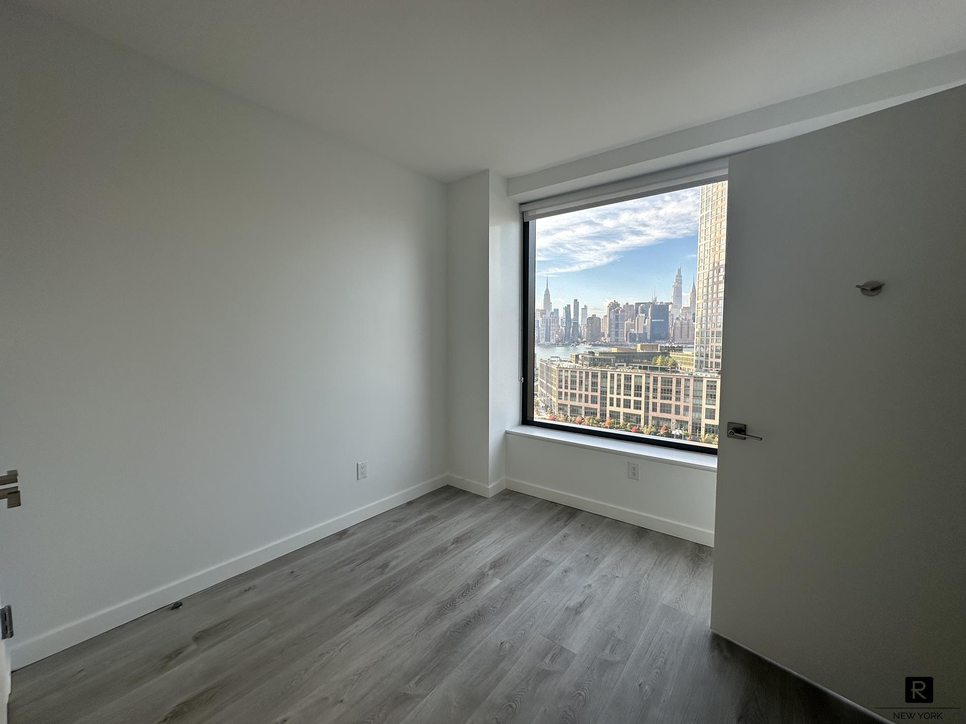 87 Commercial Street Greenpoint Brooklyn NY 11222