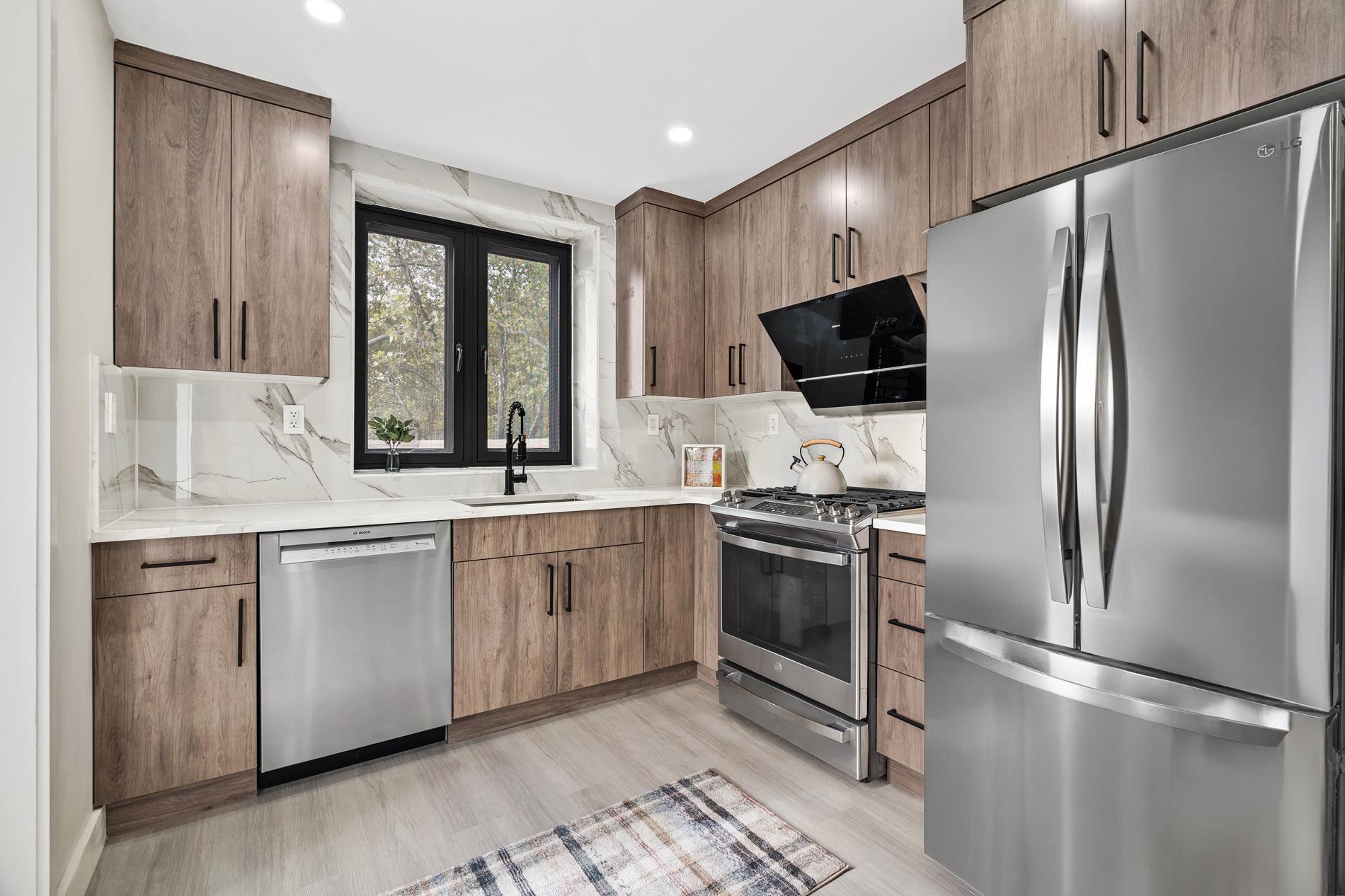 1546 Broadway 2-B Bushwick Brooklyn NY 11221